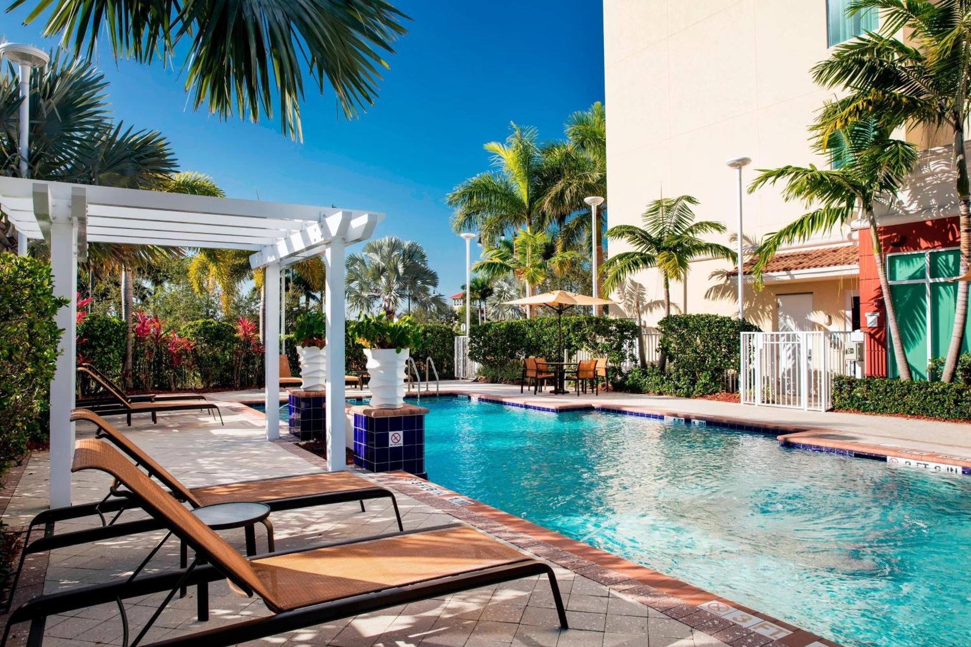 Courtyard By Marriott Miami Homestead Exteriör bild